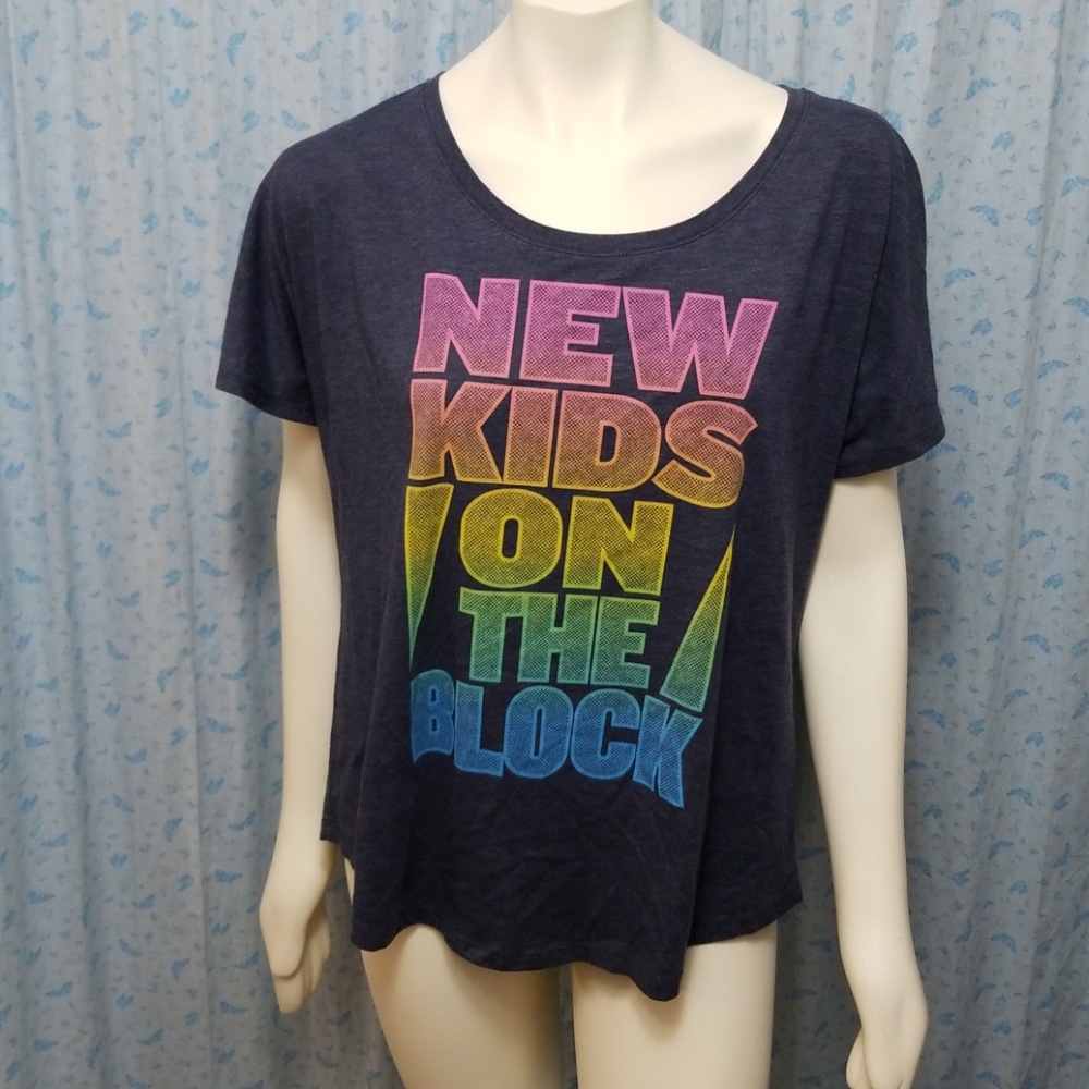 New kids on the block tee NKOTB 💜